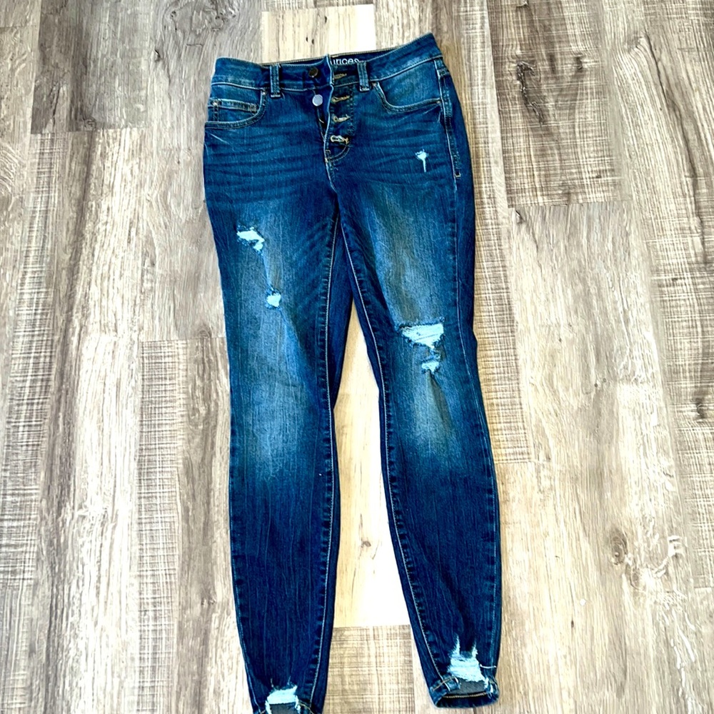 Womens maurices skinny jeans size 2
